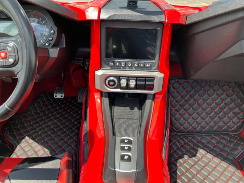 2021 Polaris Slingshot