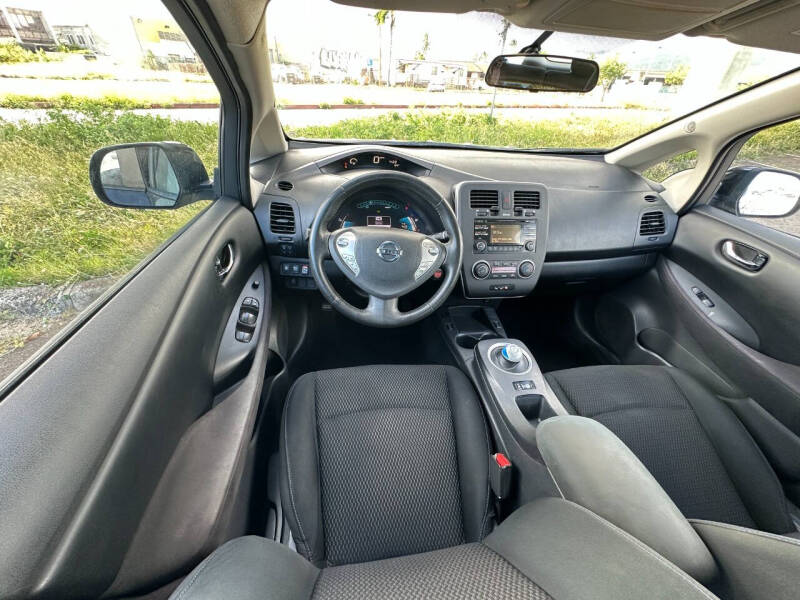 2015 Nissan LEAF S