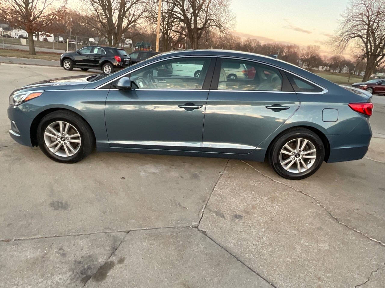 2016 Hyundai SONATA for sale at Auto Connection in Waterloo, IA