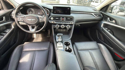 2022 Genesis G70