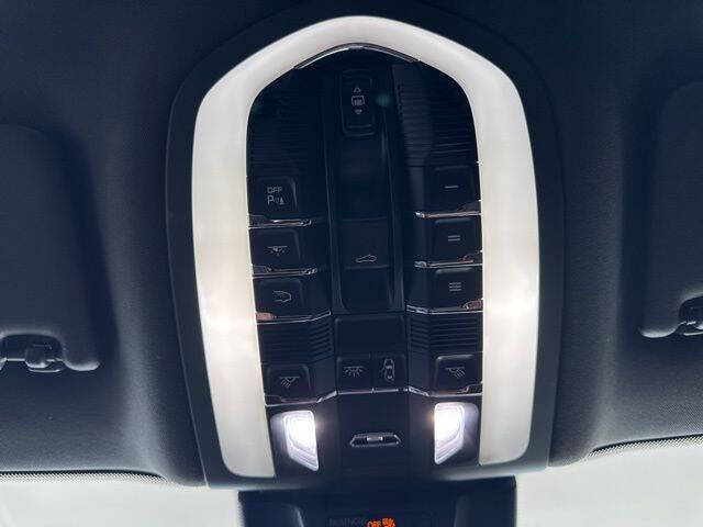 2024 Porsche Macan