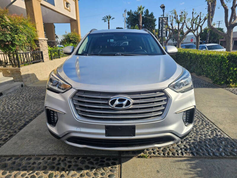 2017 Hyundai Santa Fe SE