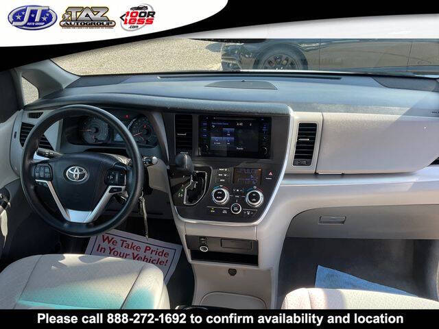 2017 Toyota Sienna