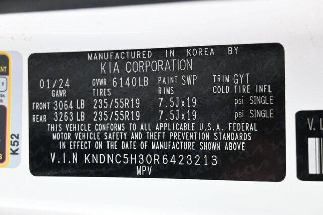 2024 Kia Carnival EX