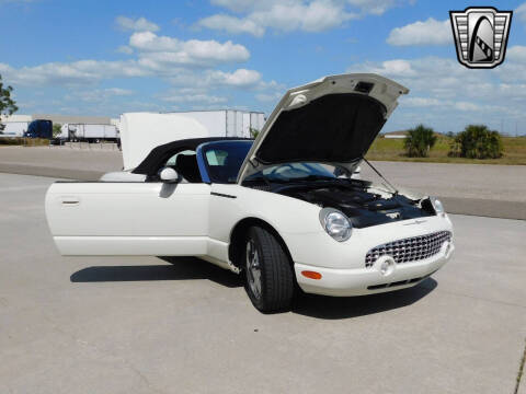 2002 Ford Thunderbird Deluxe
