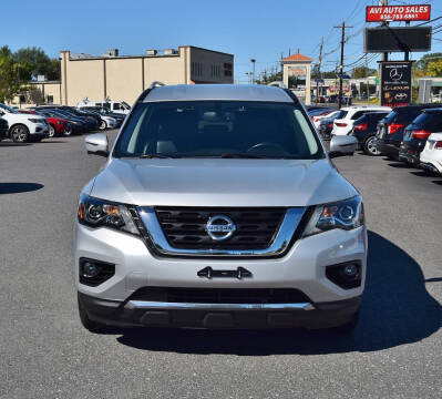 2019 Nissan Pathfinder SL
