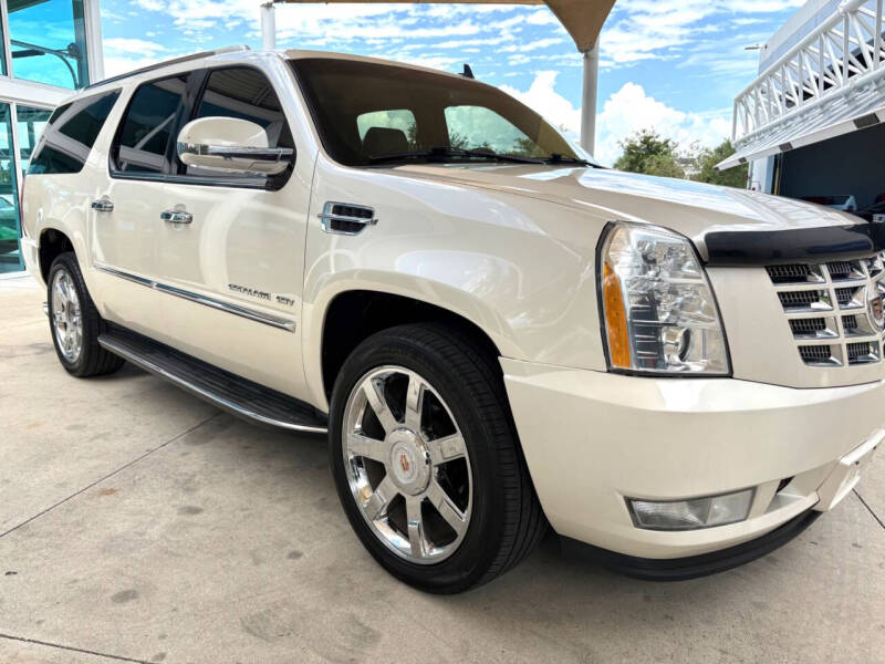 2013 Cadillac Escalade ESV Luxury