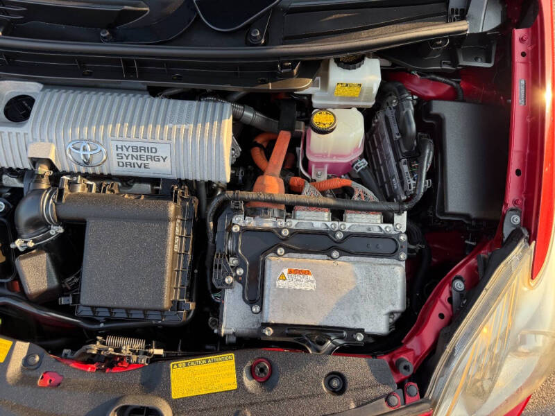 2010 Toyota Prius III