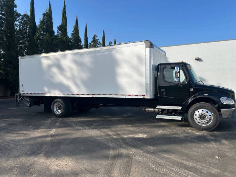 2022 Freightliner M2 106