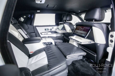 2022 Rolls-Royce Phantom EWB