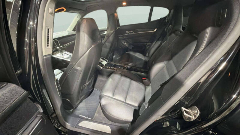 2015 Porsche Panamera S E-Hybrid