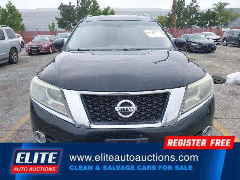2016 Nissan Pathfinder SV