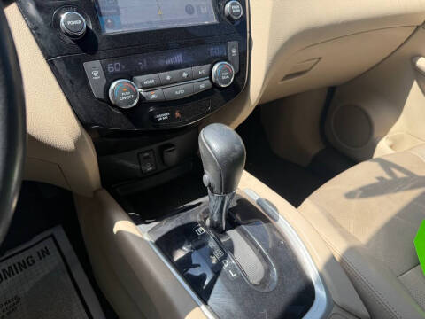 2016 Nissan Rogue SL