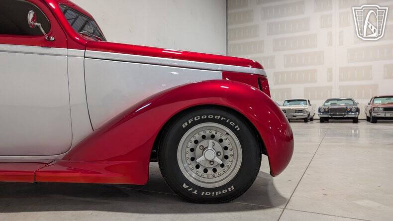 1937 Nash Lafayette