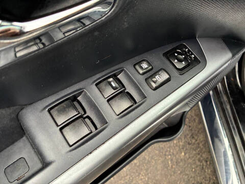 2009 Mitsubishi Outlander SE