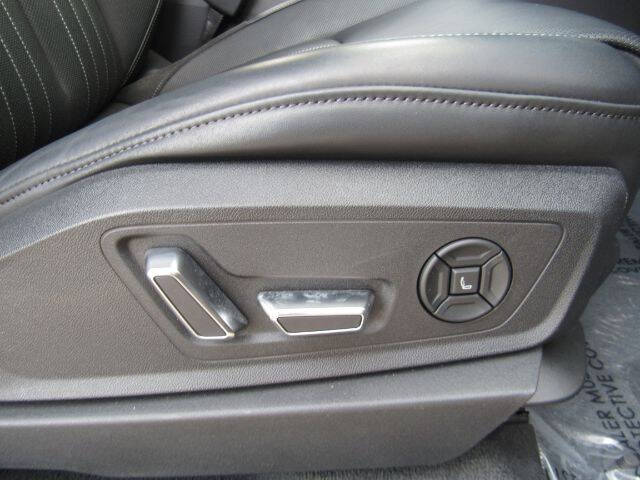 2019 Audi e-tron quattro Prestige