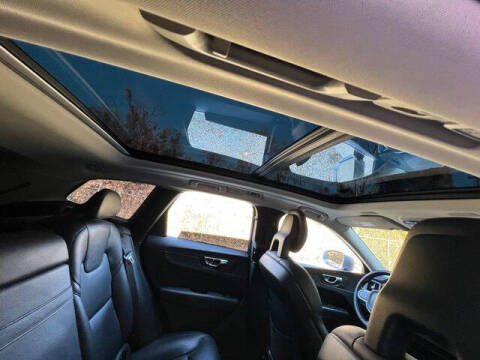 2018 Volvo XC60 T5 Momentum