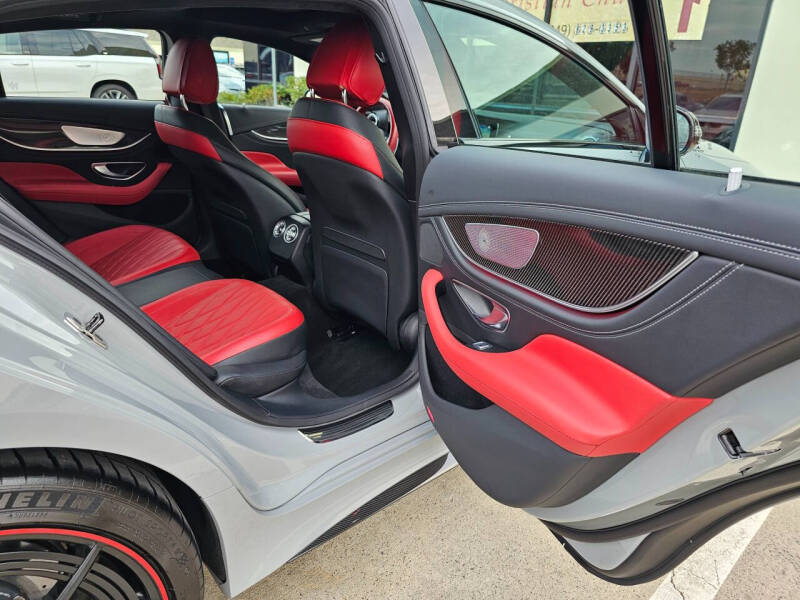 2023 Mercedes-Benz AMG GT 63 S