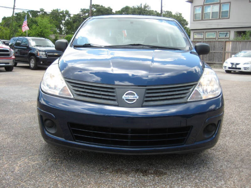 2009 Nissan Versa 1.6 Base