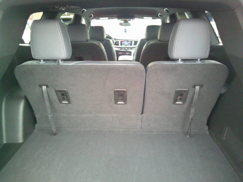 2023 Buick Enclave Essence