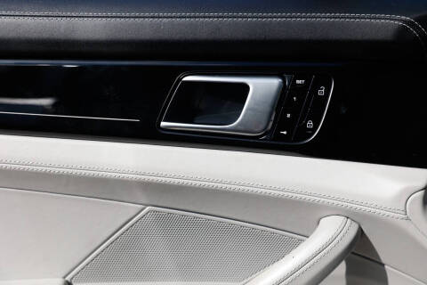 2020 Porsche Panamera