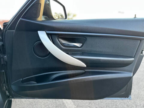 2018 BMW 3 Series 320i xDrive