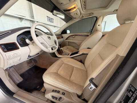 2010 Volvo V70 3.2
