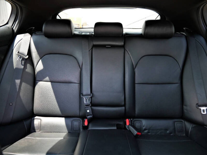 2020 Kia Stinger GT1