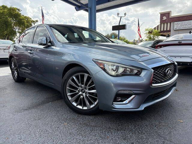 2019 INFINITI Q50 LUXE