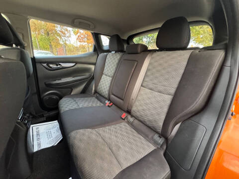 2017 Nissan Rogue Sport SV