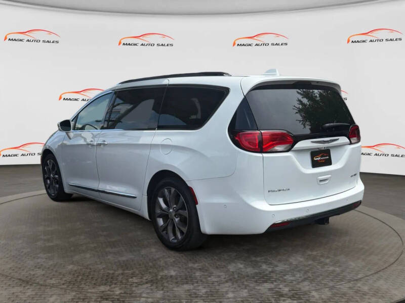 2019 Chrysler Pacifica