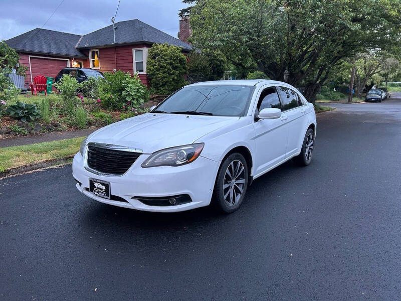 2012 Chrysler 200 S