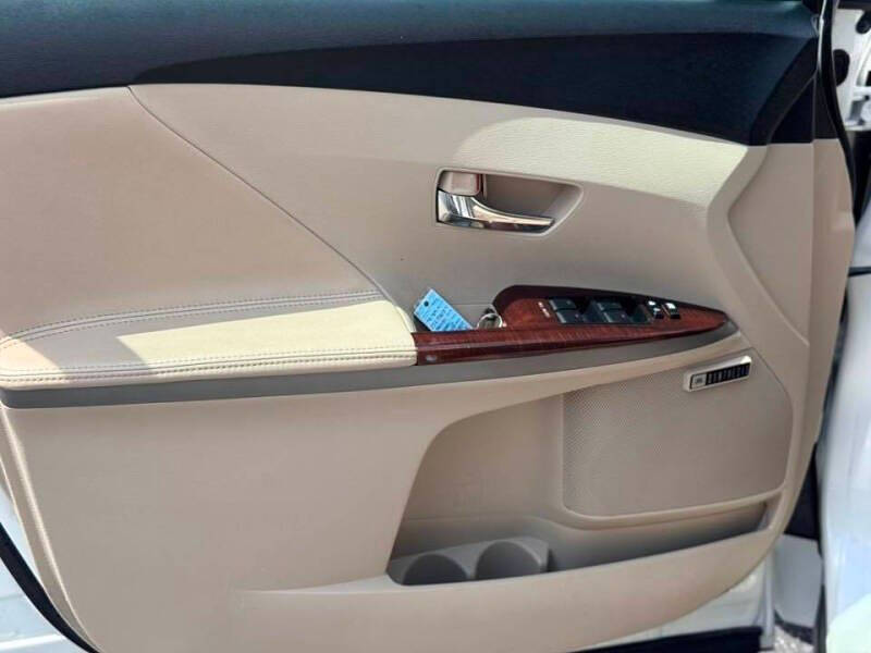 2011 Toyota Venza FWD V6