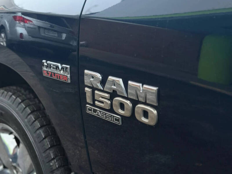 2019 RAM 1500 Classic