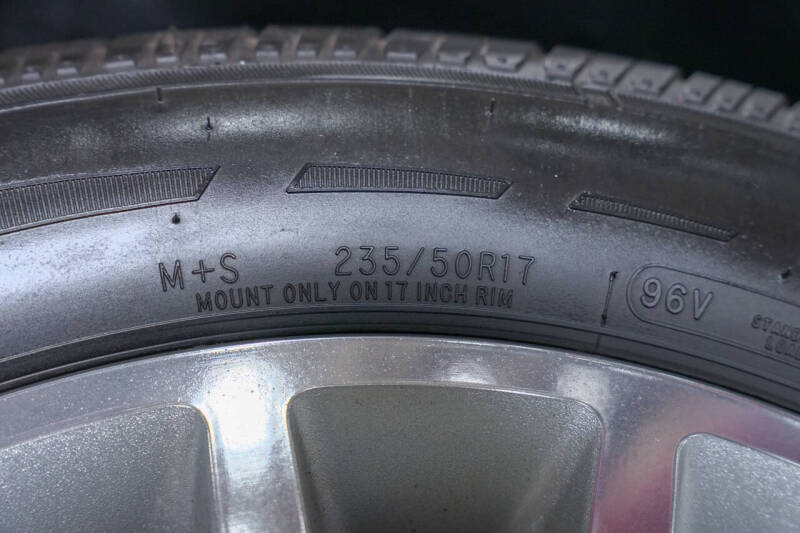 2004 Ford Thunderbird Deluxe