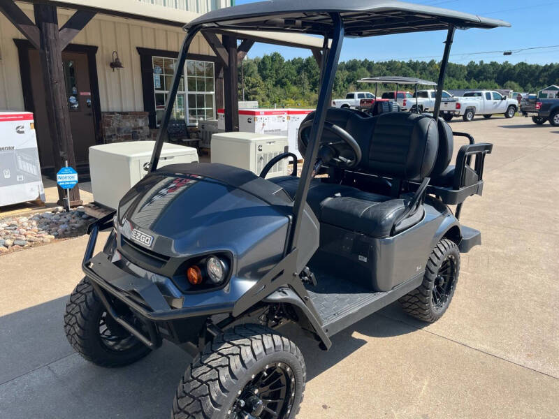 2024 E-Z-GO Express 4