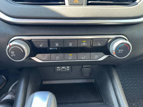 2020 Nissan Altima 2.5 SR