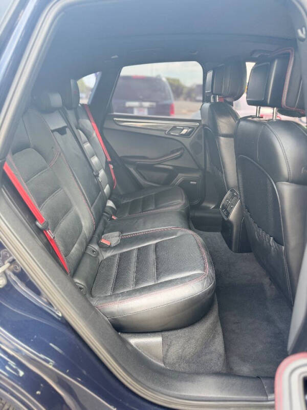 2017 Porsche Macan GTS