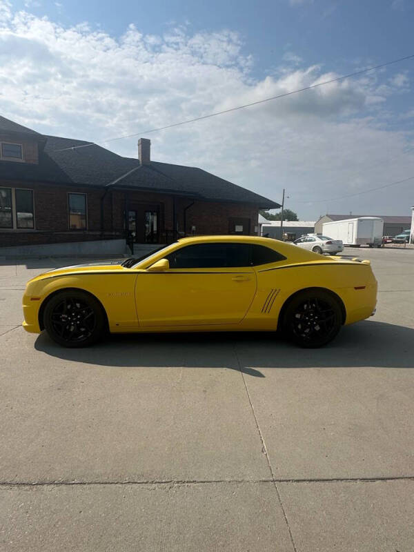 Chevrolet Camaro's photo