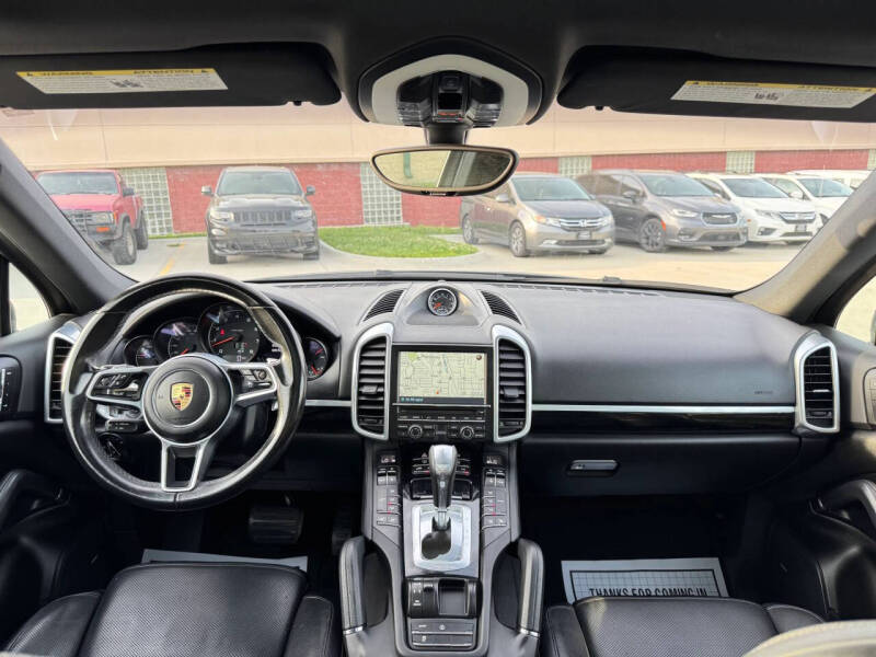 2016 Porsche Cayenne