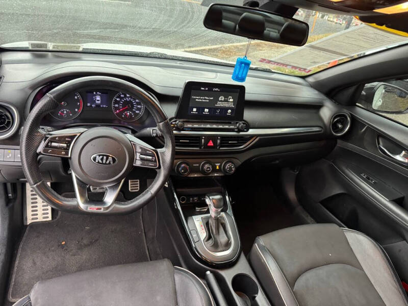 2020 Kia Forte GT Line