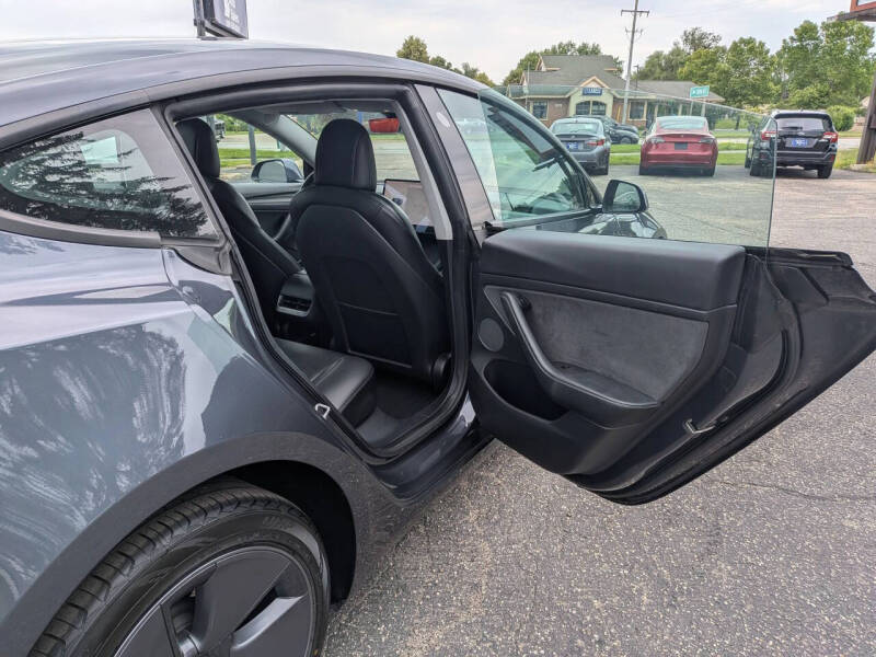 2021 Tesla Model 3 Standard Range Plus