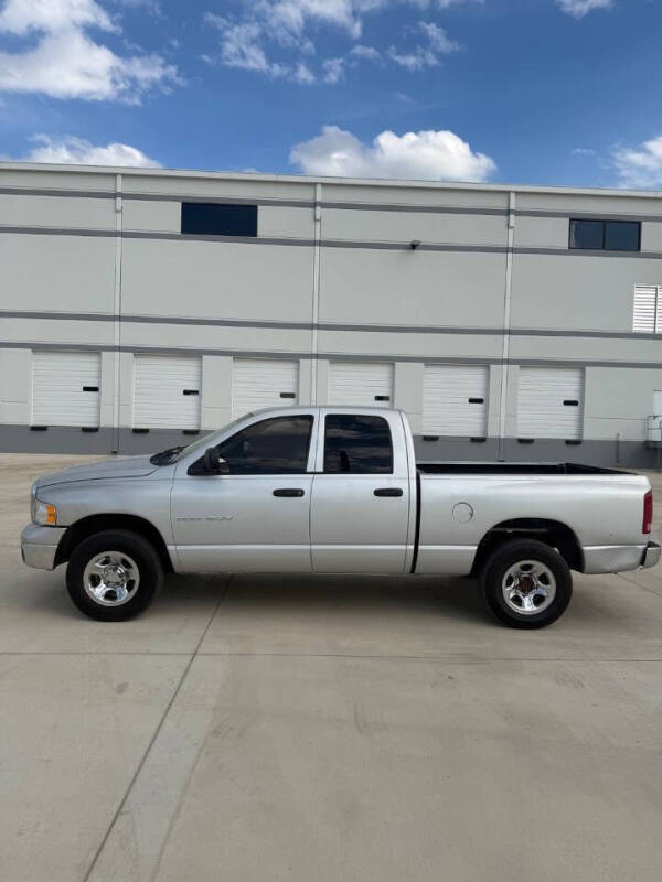 2004 Dodge Ram 1500 SLT