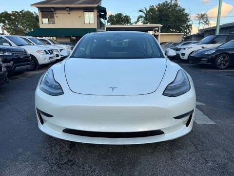 2020 Tesla Model 3 Long Range