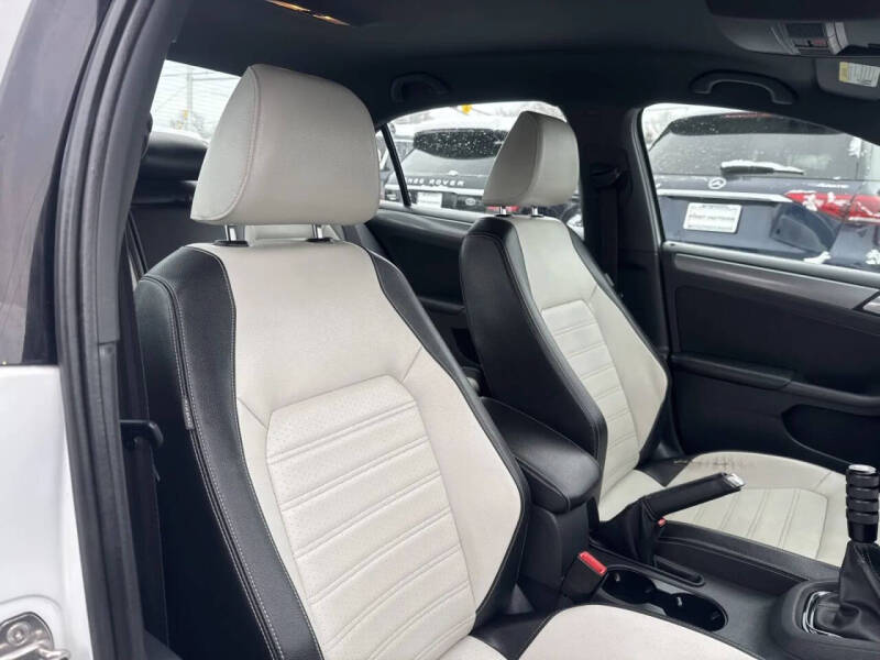 2016 Volkswagen Jetta 1.8T Sport