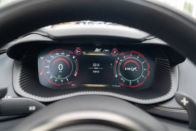 2023 Aston Martin DBX 31