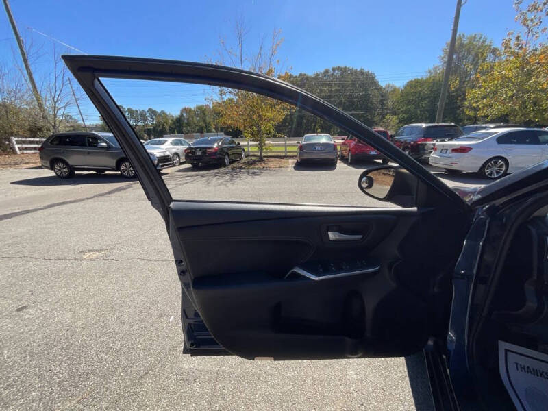 2017 Toyota Camry XLE