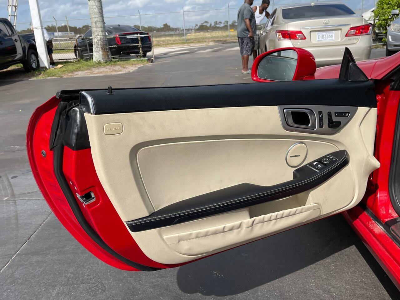 2013 Mercedes-Benz SLK  - $14,900