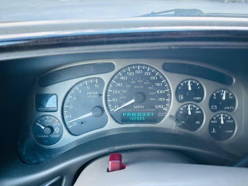 2002 GMC Yukon XL Denali