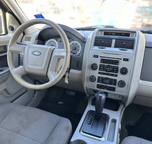 2009 Ford Escape XLT
